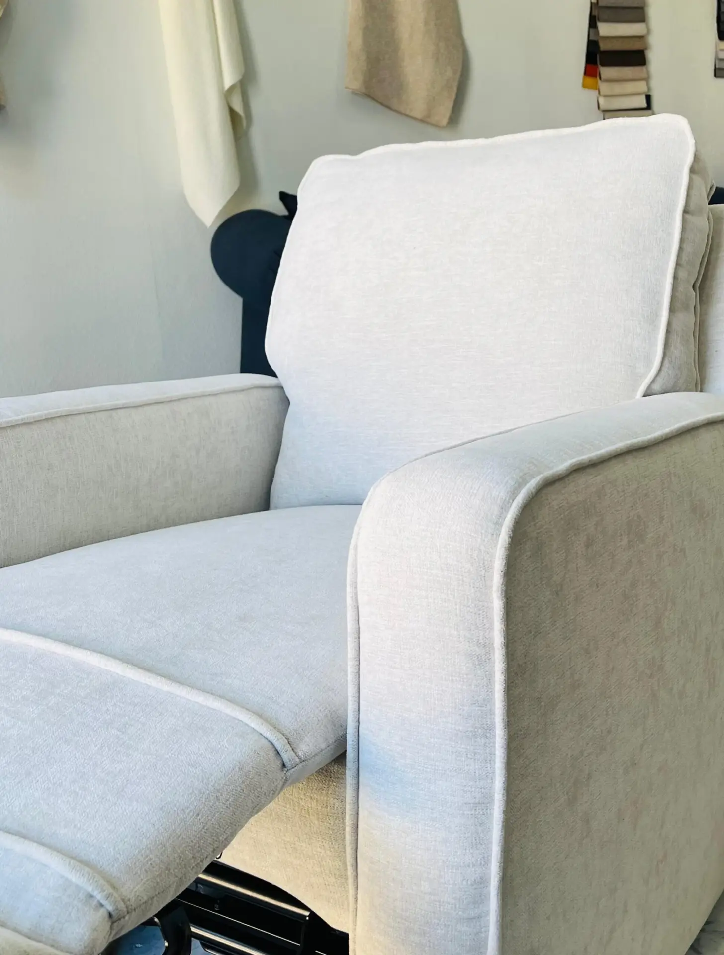 MECEDORA | RECLINABLE ELECTRICO | GIRA 350 - DULCE - Imagen 13