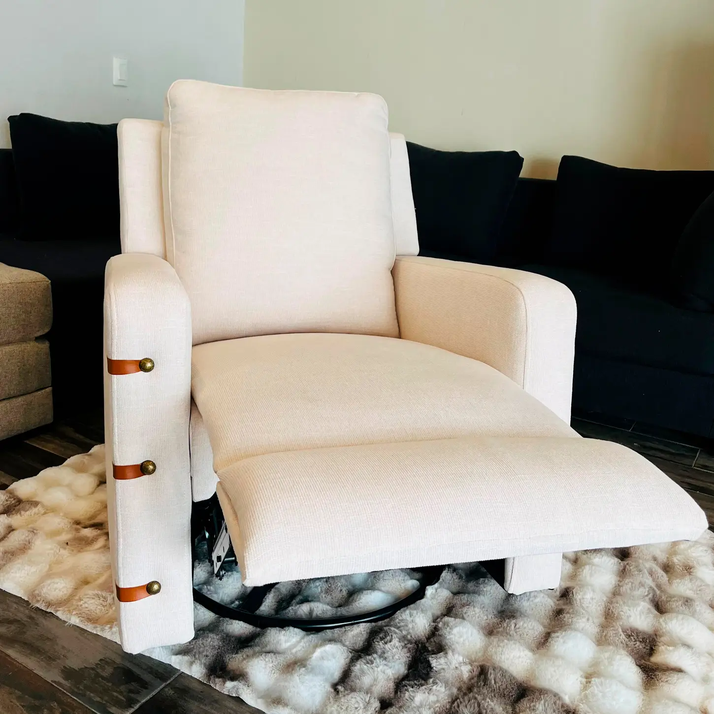 Mecedora REGINA | Reclinable Manual | Gira 360